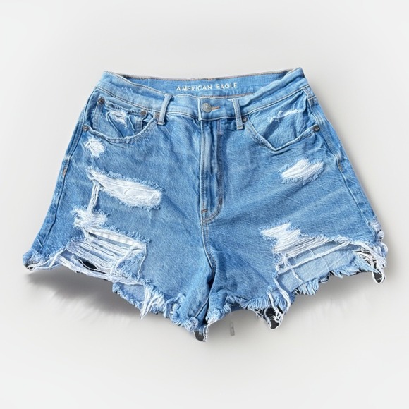 American Eagle Womens Size 6 Hi Rise Shorts Jean Blue Distressed Denim Jorts - Picture 1 of 6